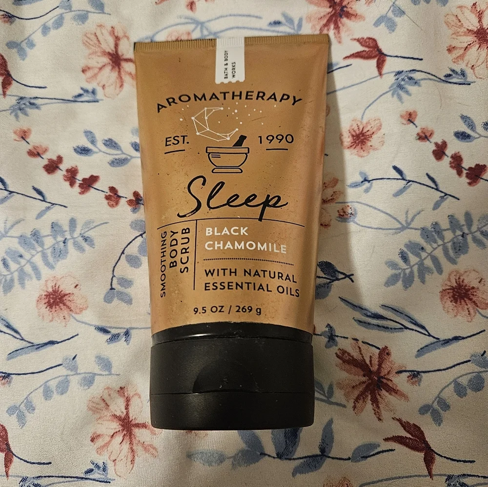 RARE **Brand New ** Bath and Body Works Aromatherapy Sleep Black Chamomi…